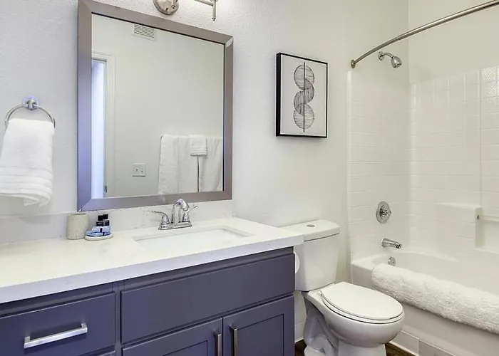 Landing - Modern With Amazing Amenities Apartment
